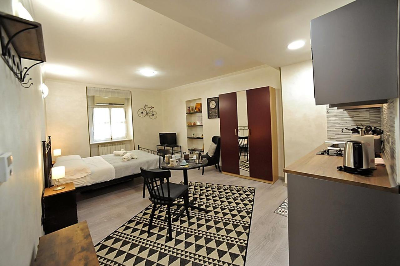 Cozy Studio In Turin City Center By Wonderful Italy Buitenkant foto